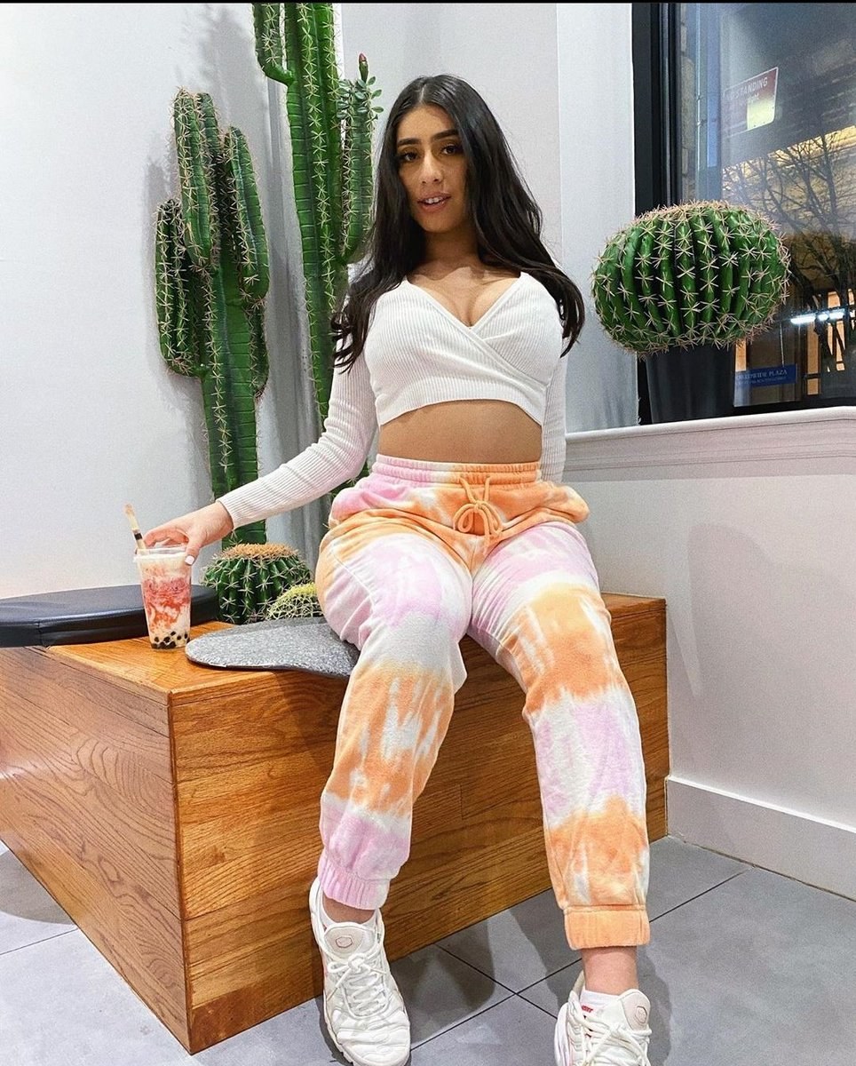 Violet Mayers