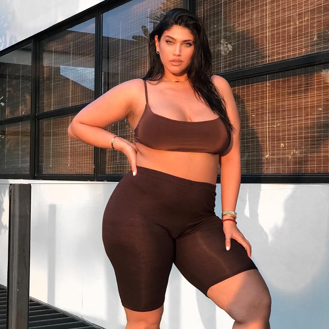 Latisia Thomas Hot