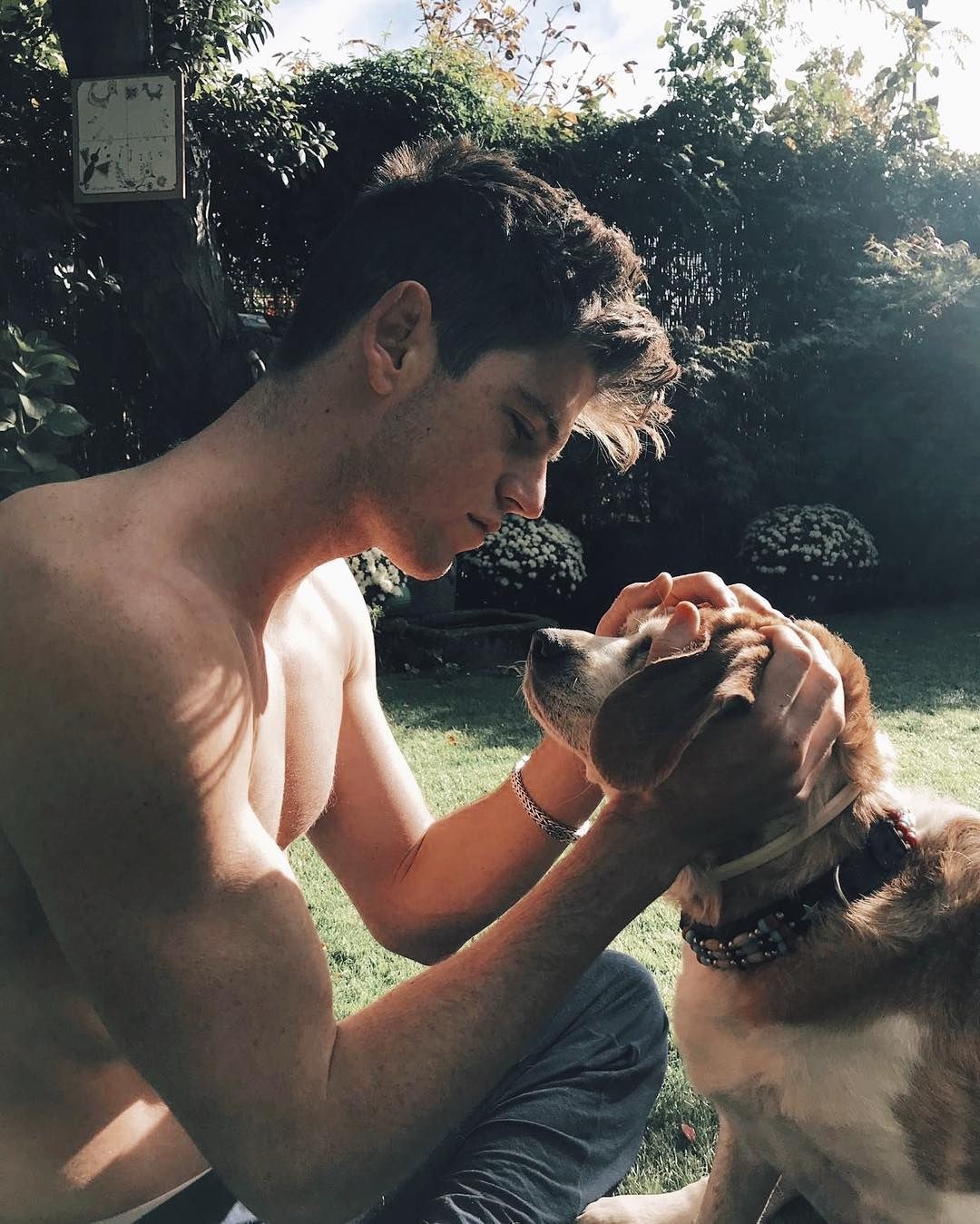 Modelo australiano de Luke Casey