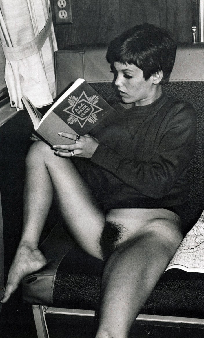 Esposas desnudas amateur retro