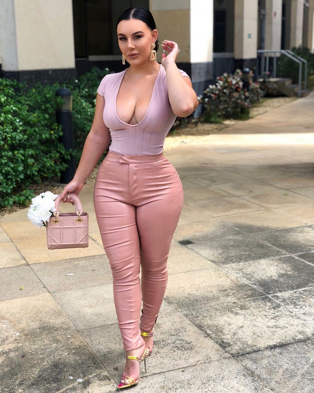 Louise Ella
