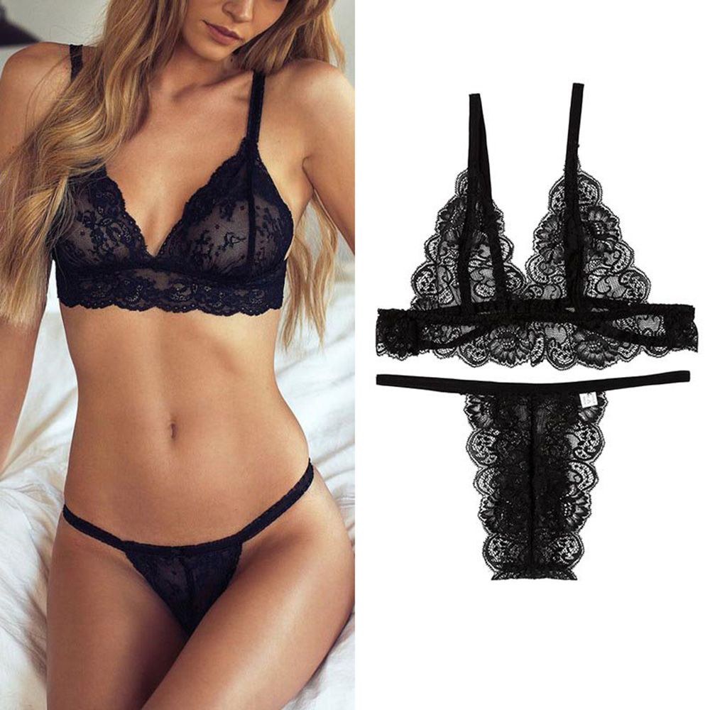 Lingeri negro en ropa interior