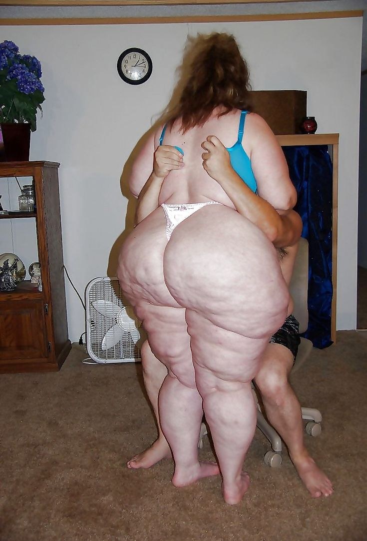 SSBBW con enormes culos