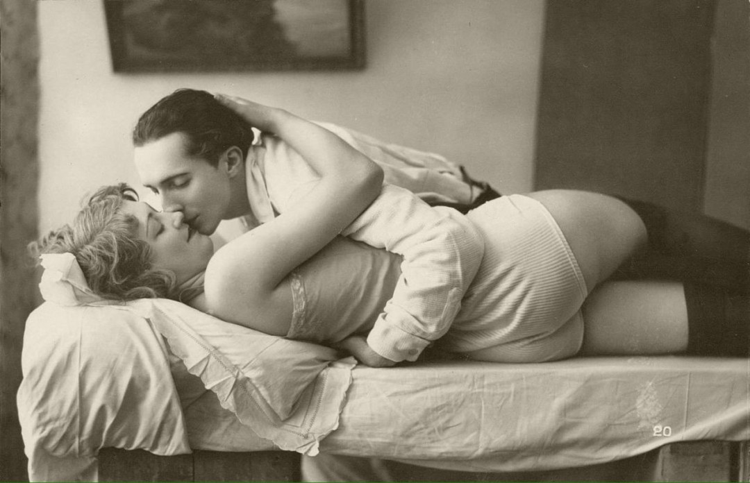 Retro en la cama