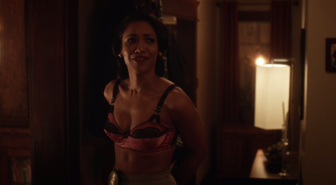 Candice Patton en Nizhny