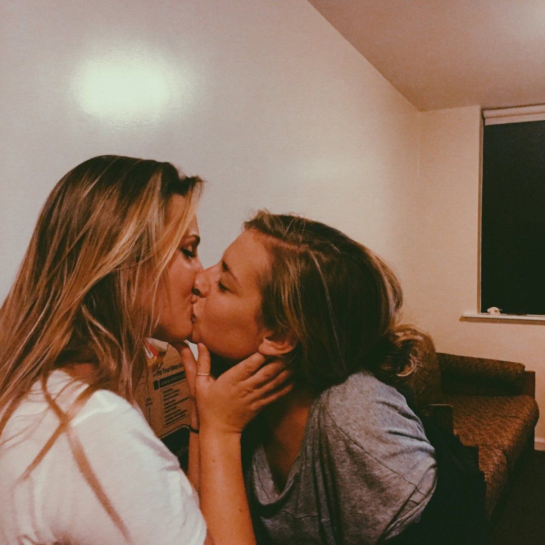 Montana/Brooke Femslash