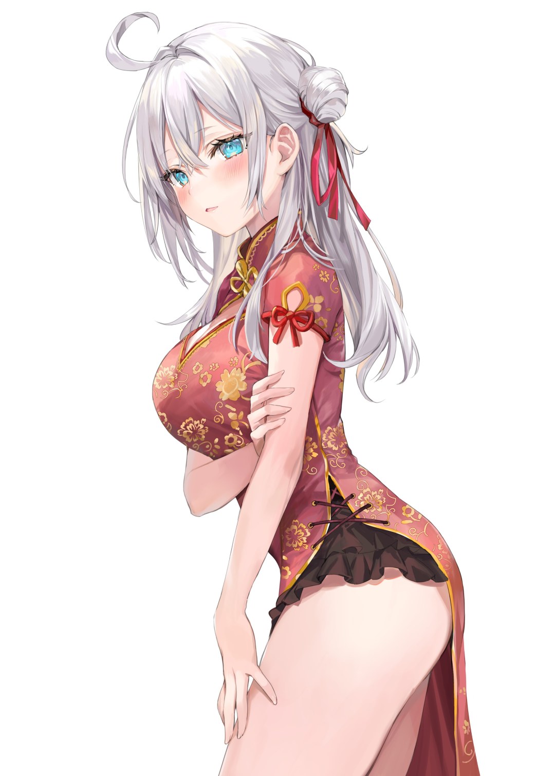 蜜汁 猫 裘 sacerdote