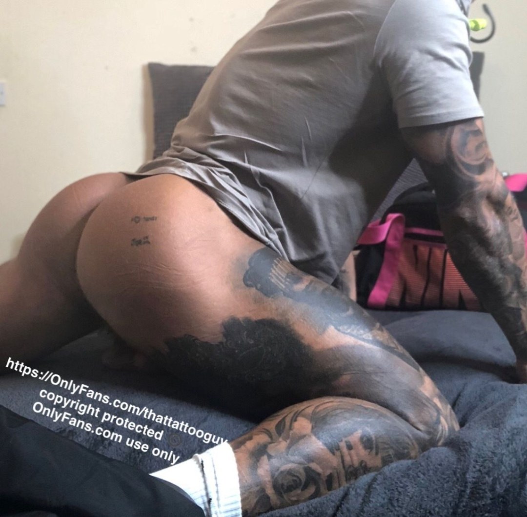Yuri Otros desnudos solamente polla
