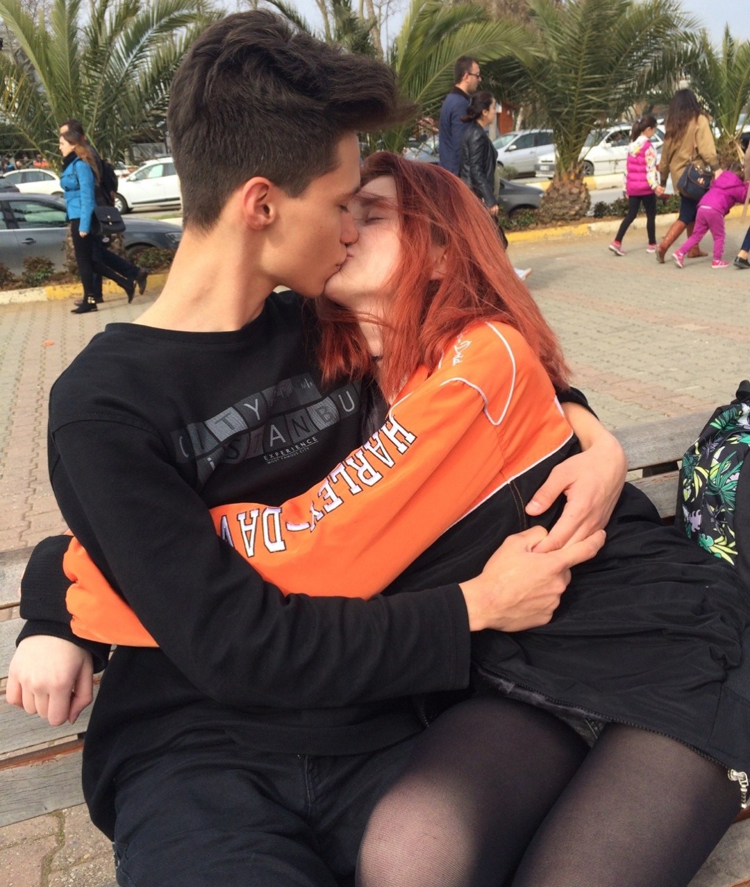 Hermoso coño de un adolescente