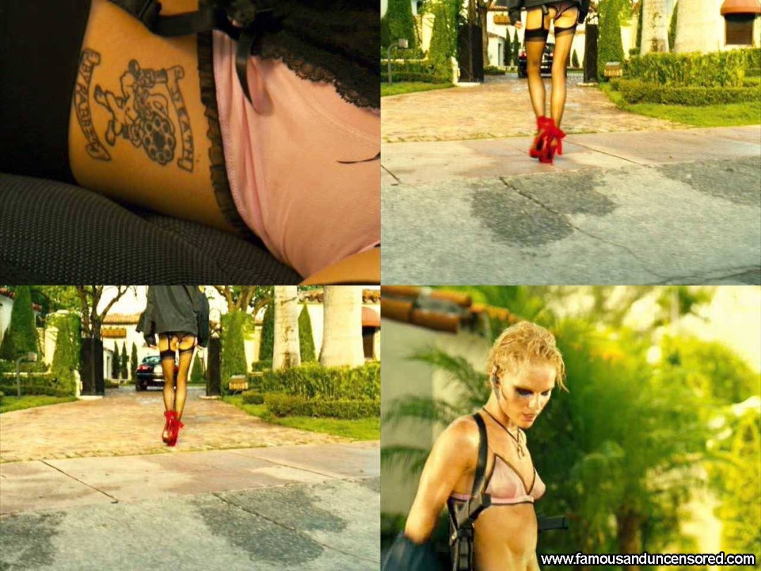 Kate Nauta desnuda sin bragas