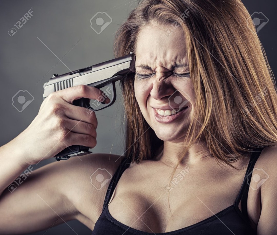 Tina Ruzina Suicidio Gerl