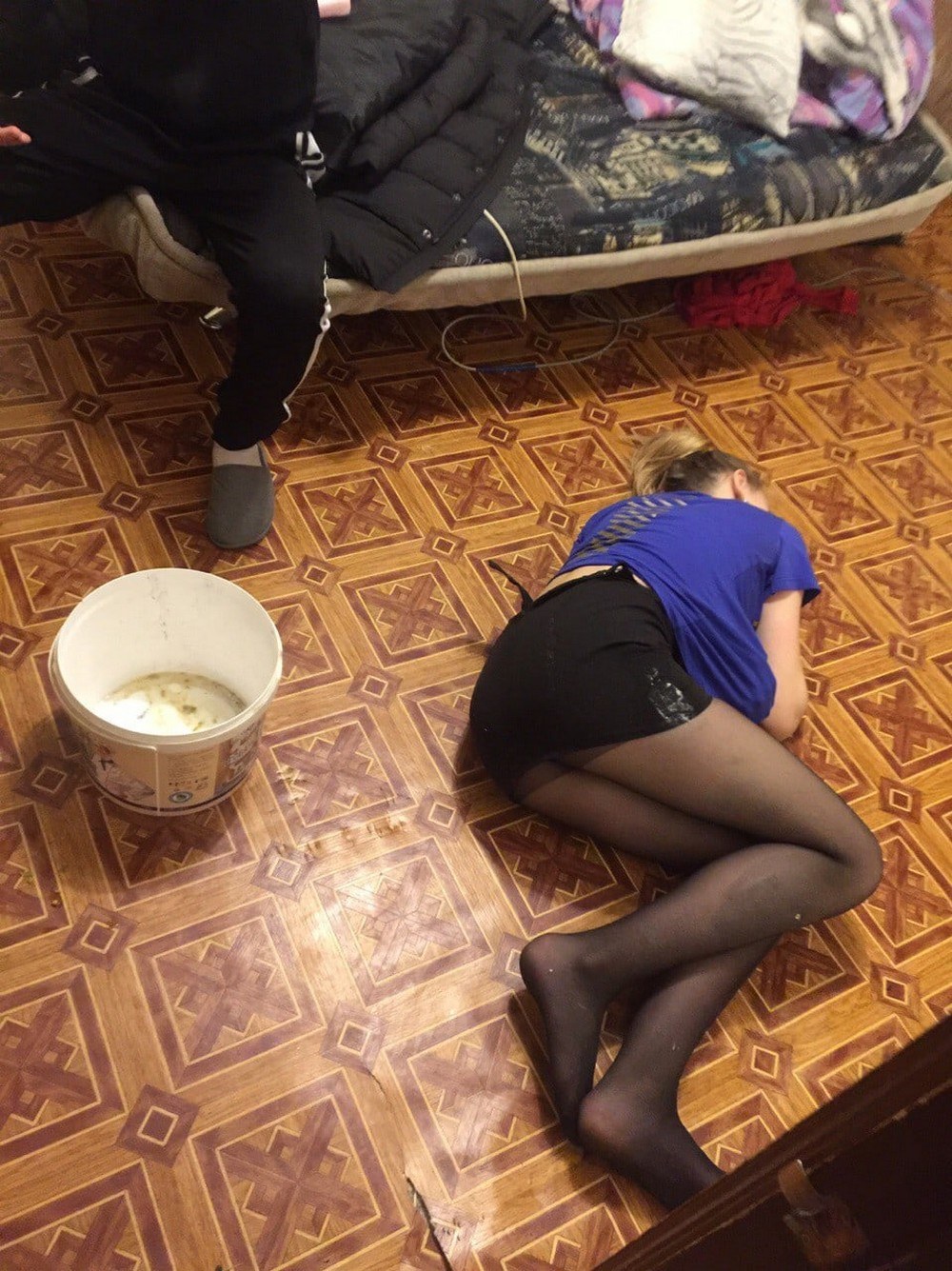 Chicas borrachas en pantimedias