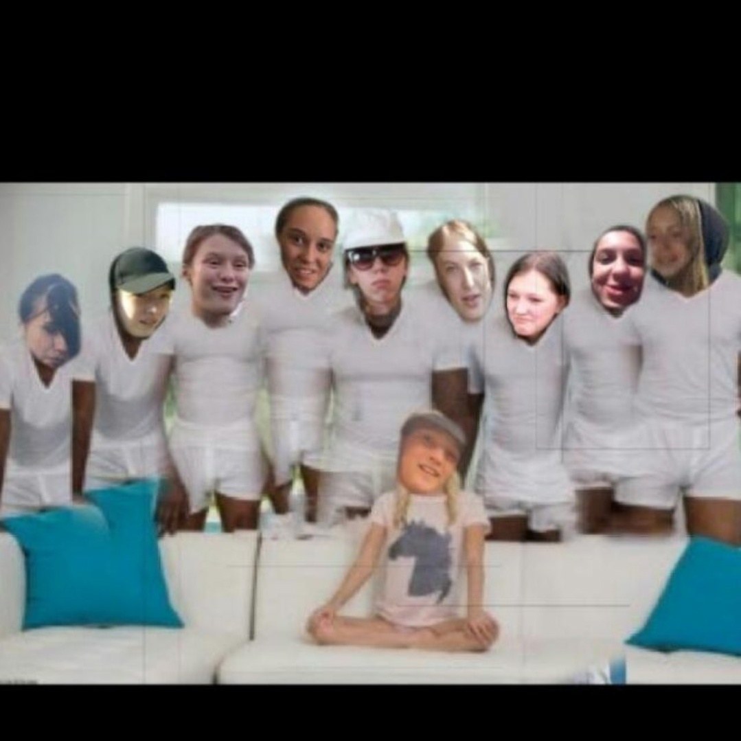 Piper Perry y 5 negros