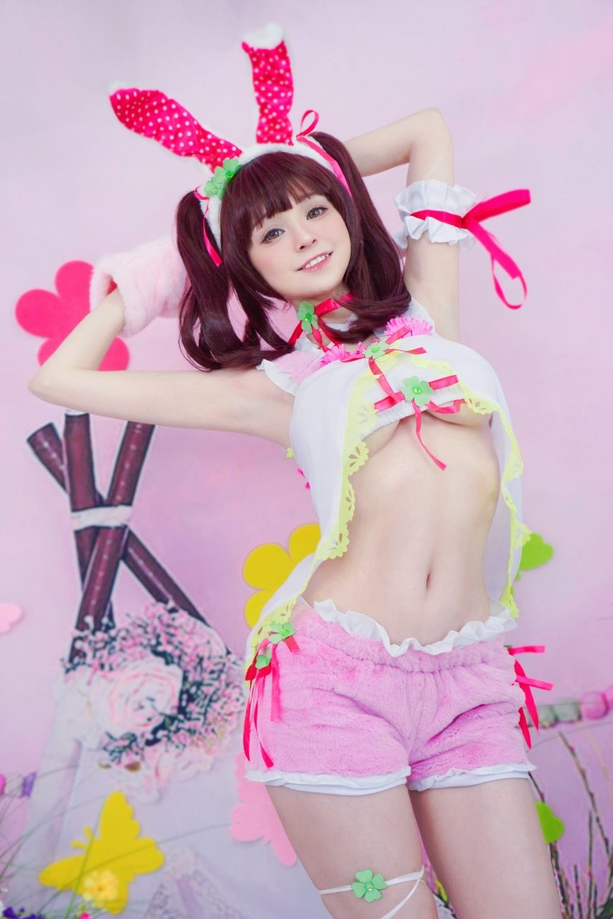 Hidori Barbara Cosplay