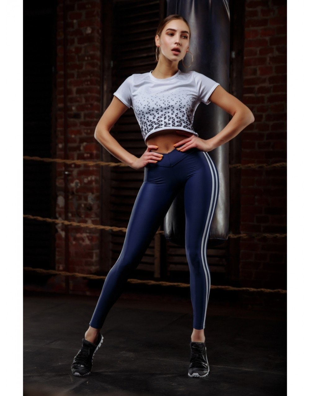Hermosas chicas en leggings