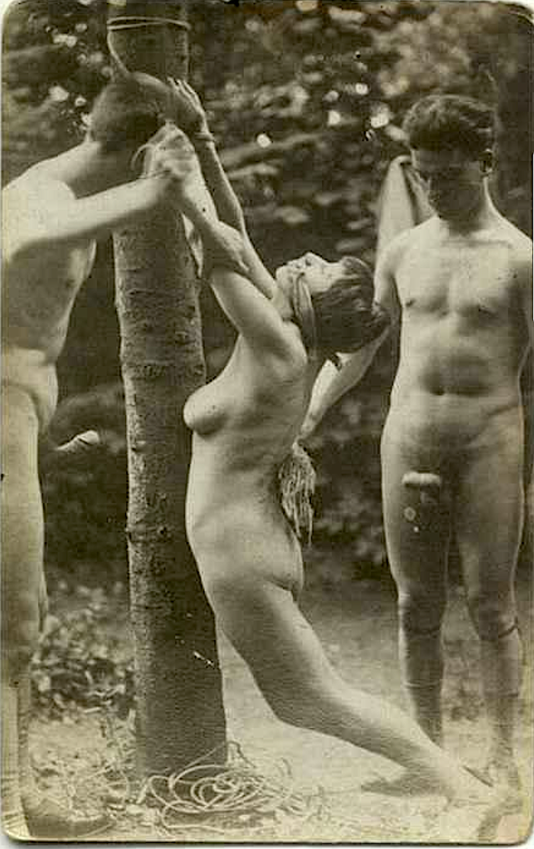 Mujeres desnudas de la Segunda Guerra Mundial