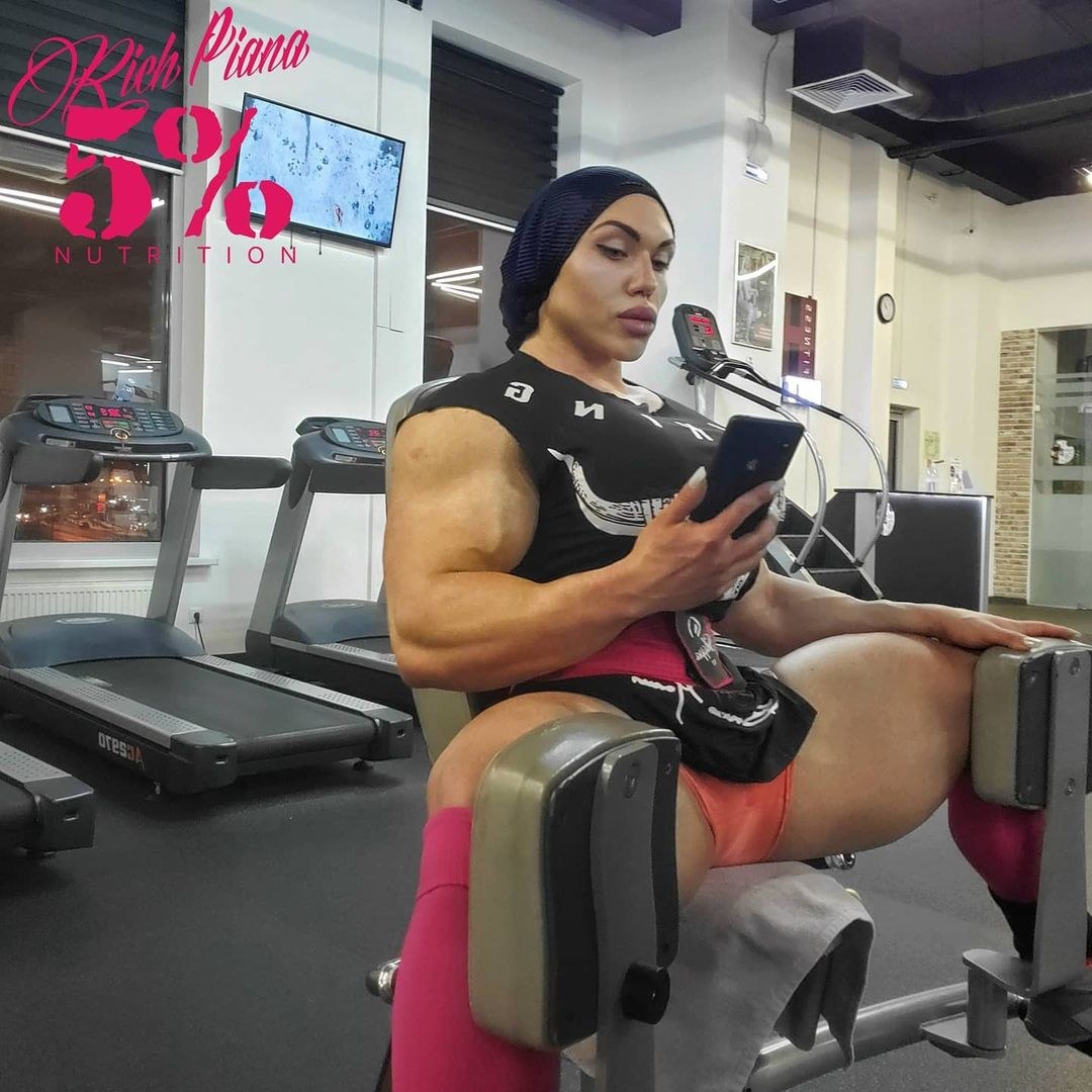 Trukhina natalya culturismo desnudo