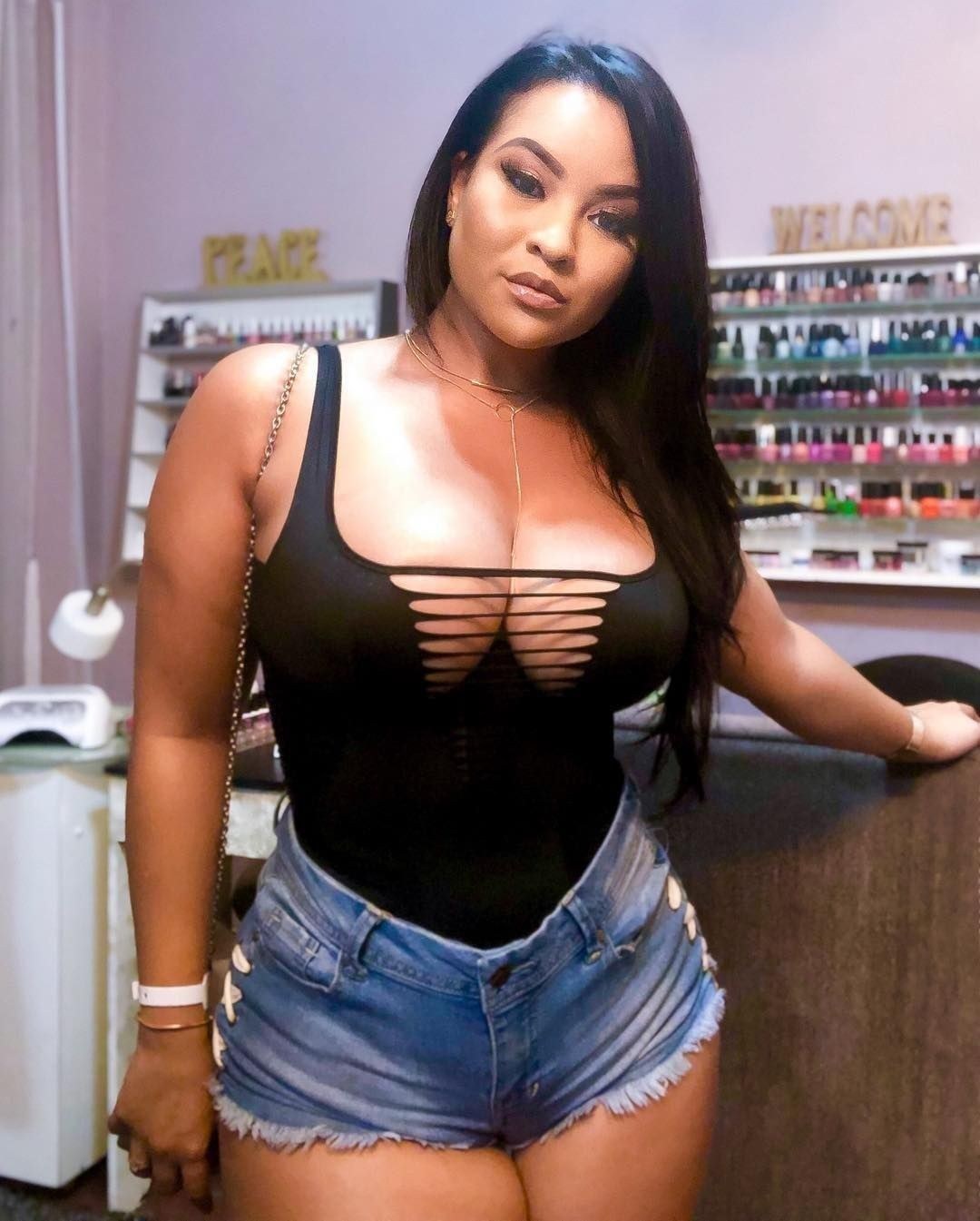 Toni Salina Chee