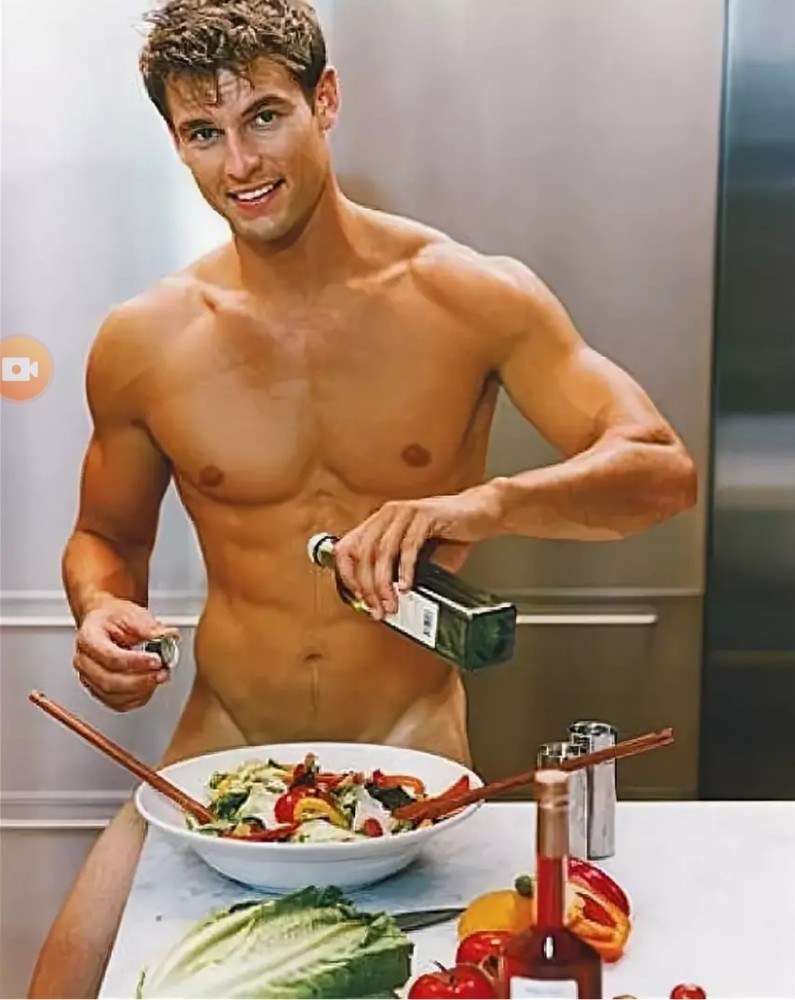 Un hombre en la cocina