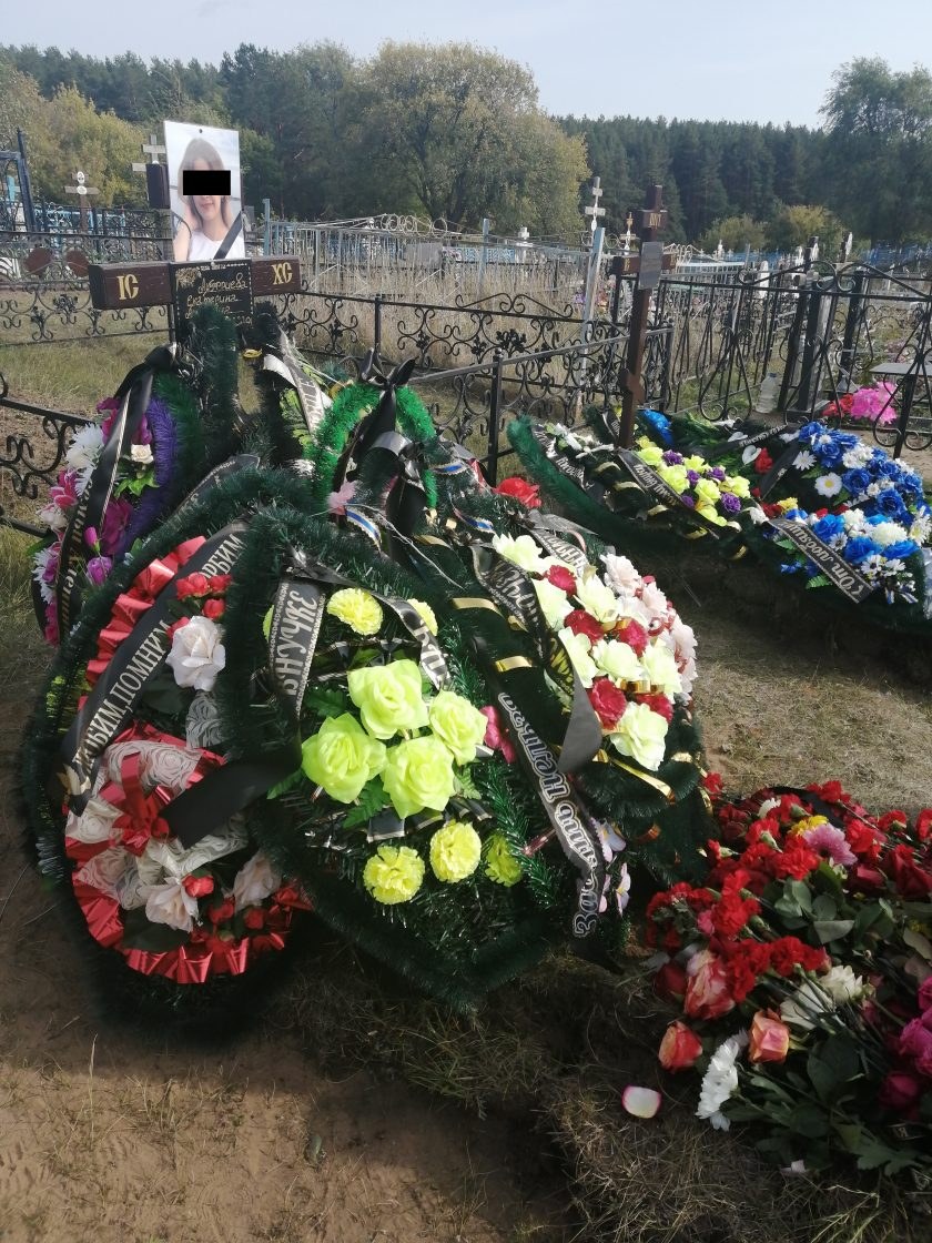 Tumbas de niños que murieron en Novocherkassk