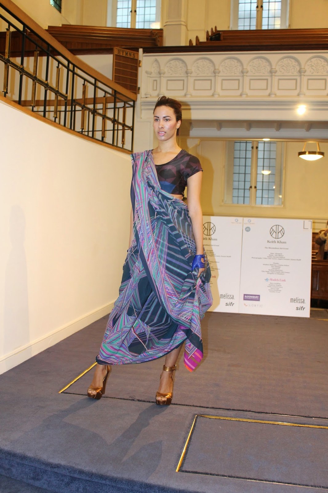 Boceto del ojo en un fondo blanco