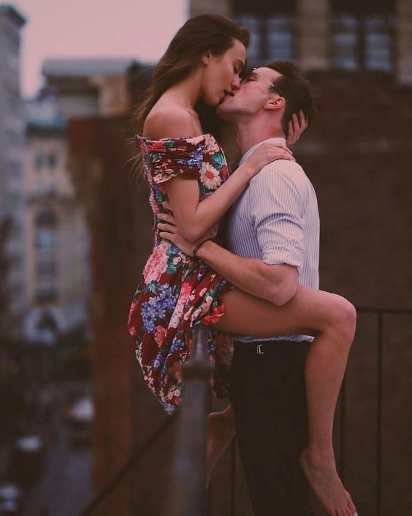 Beso romántico