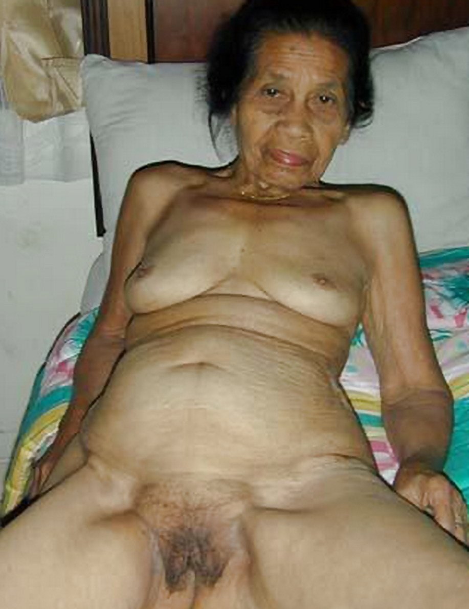 Filipinas de ancianos desnudos