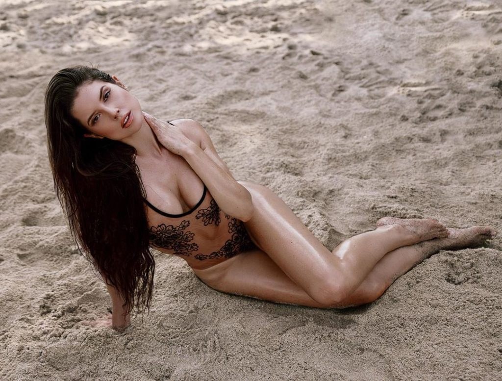 Amanda Moreno Nylon Gif