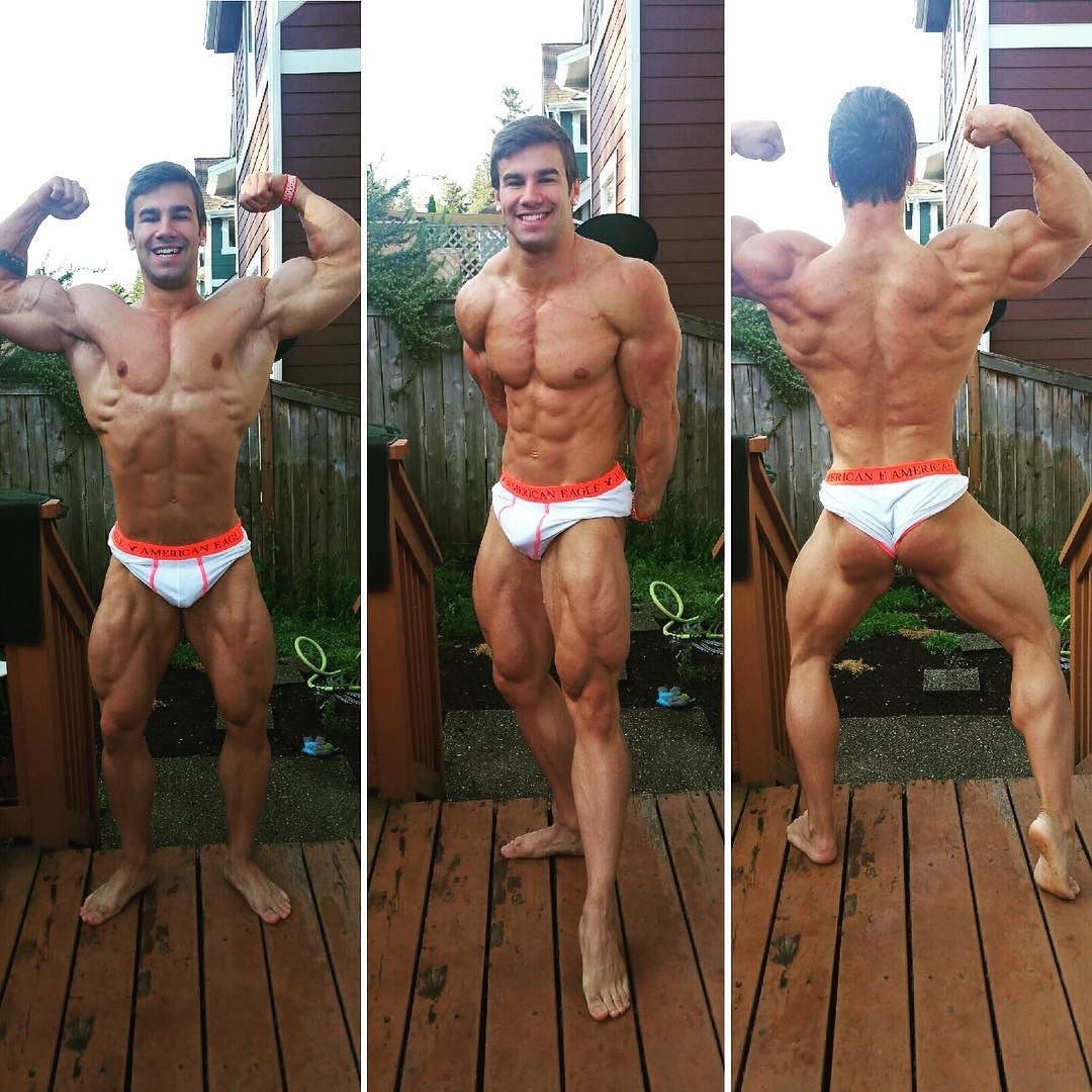 Jake Nicola desnudo sin bragas en línea gratis