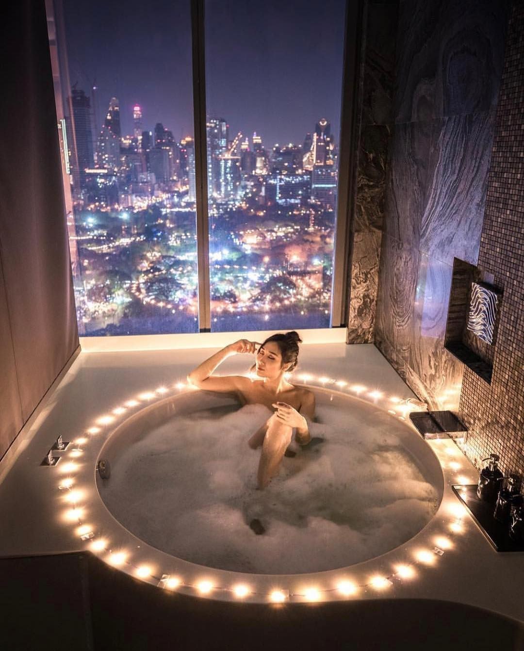 Dreams of Dreams Night