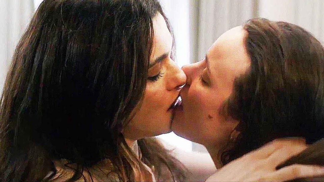 Beso lésbico de la India
