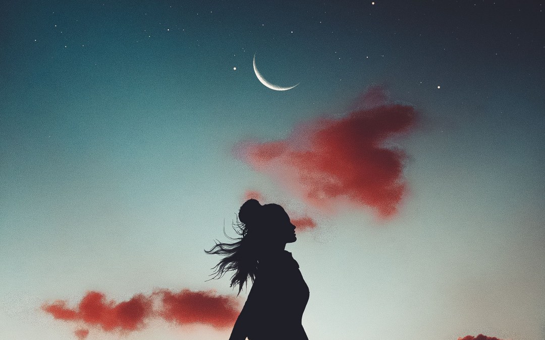 La silueta de la niña