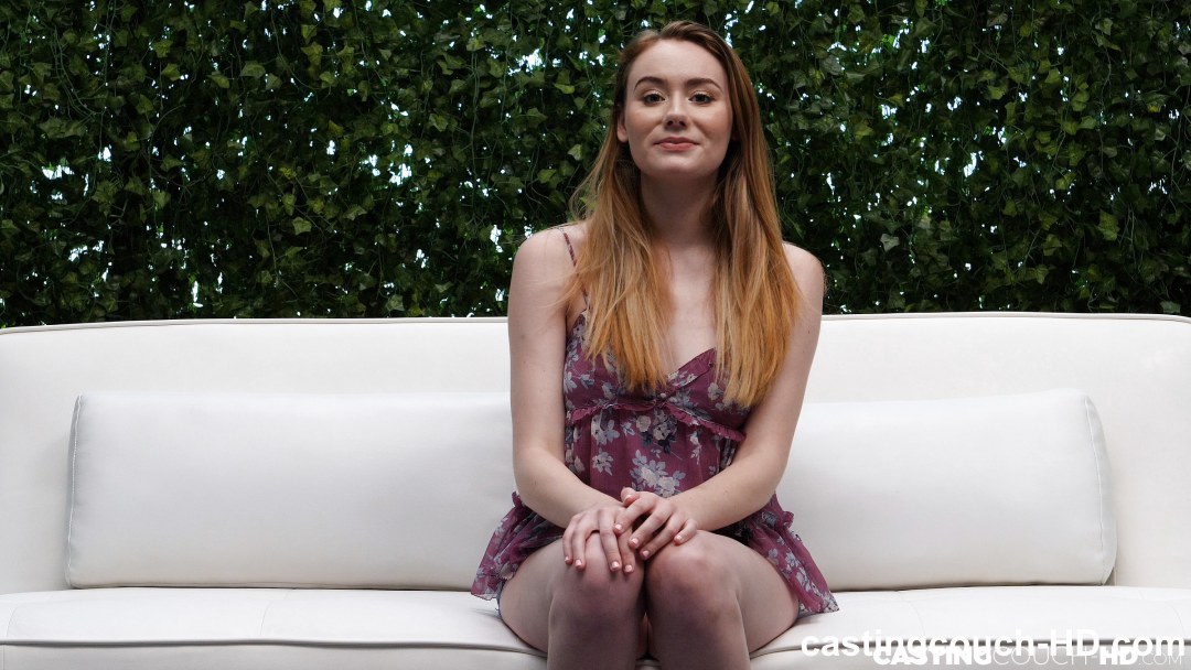 Dillion Carter Casting Sofá
