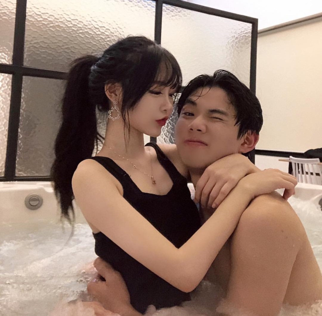 Guweiz, Z W Gu