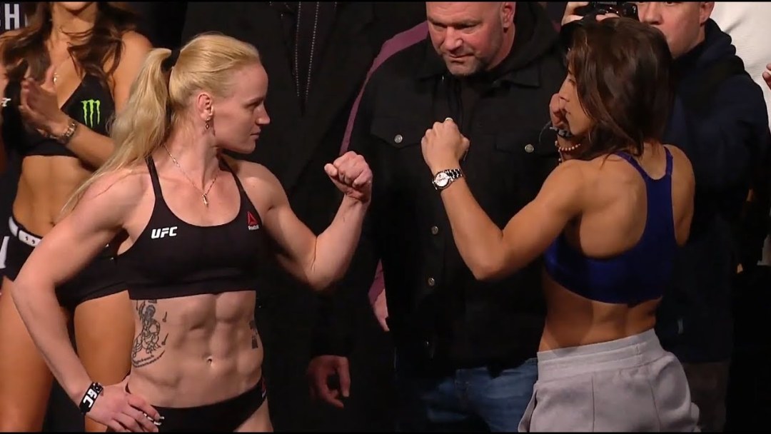 Joanna Enzhechik después de una pelea con Jang