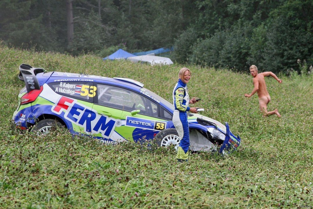 Citroen C4 WRC Red Bull