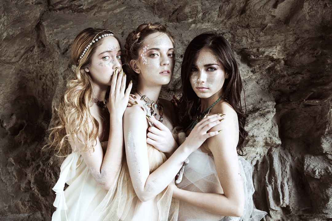 Taylor Hill fue expuesto