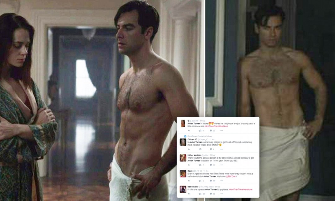 Aidan Turner en una toalla