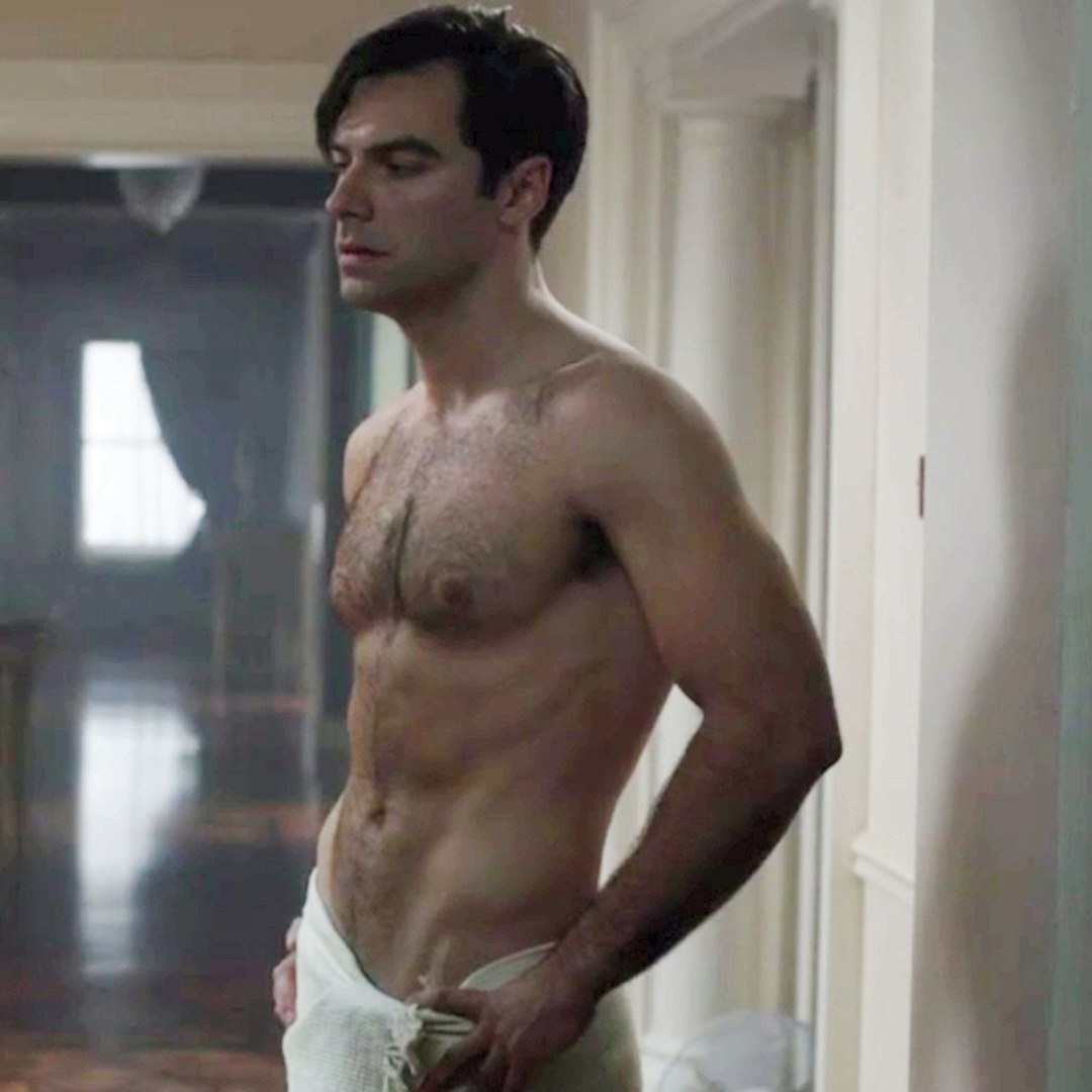 Aidan Turner y nadie fue