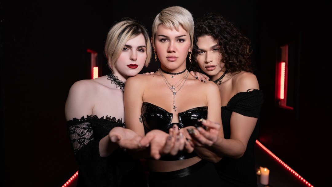 Películas porno de Ella Hollywood