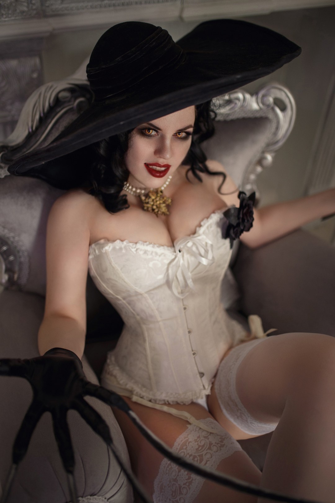 Alice Arefieva Cosplay en Lady Dimitrecu