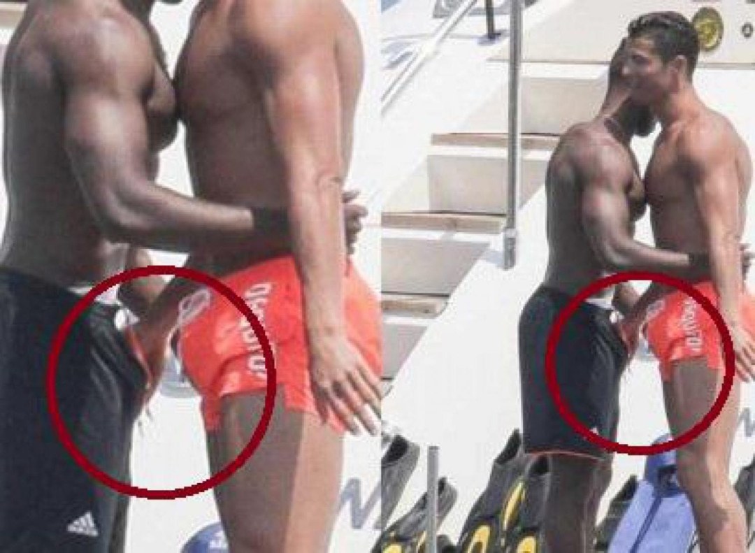 Naked Christiano Ronaldo