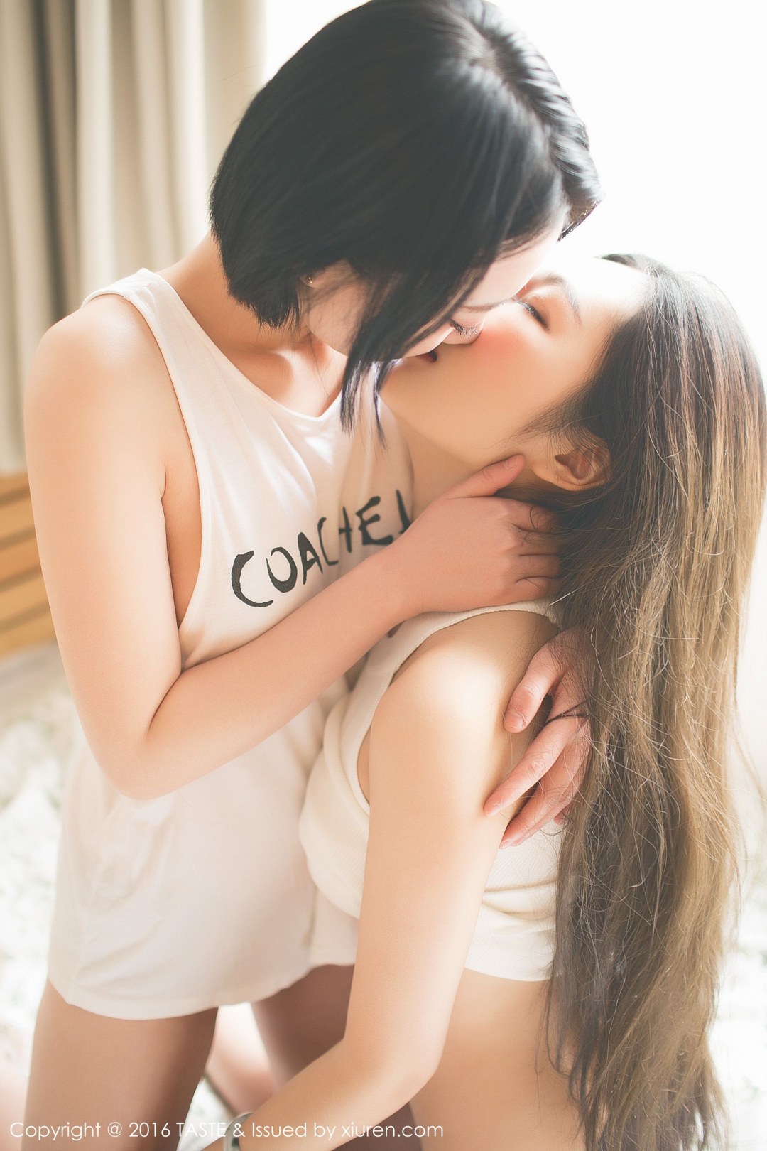 Ozava Sora se mueve "Lesbiana