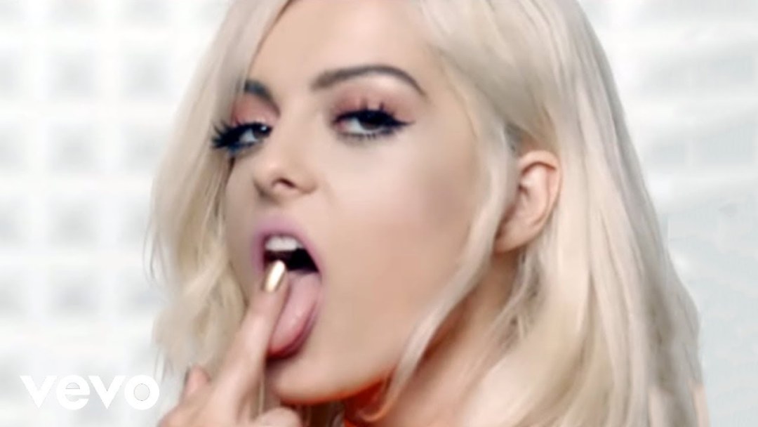 Bebe rexha en bikini