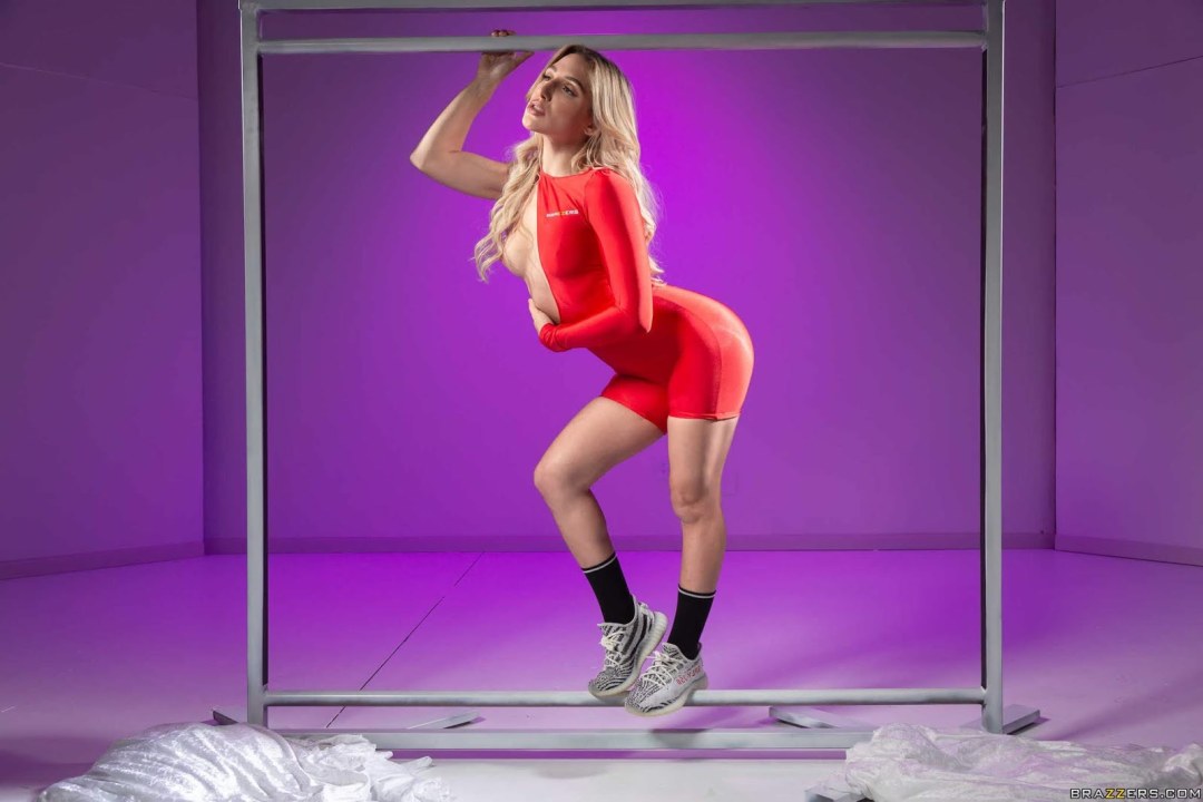 Bella Thorne y Abella Deanger