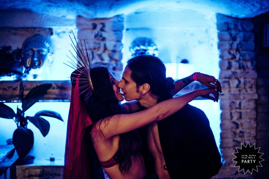 Fiesta de estilo erótico
