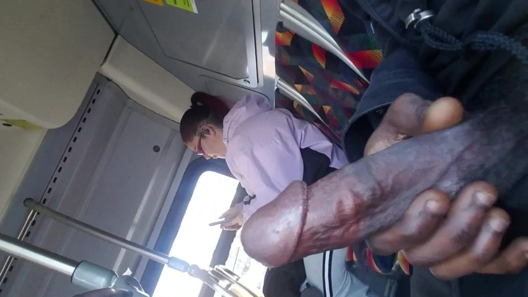 Sacó al chico en el auto