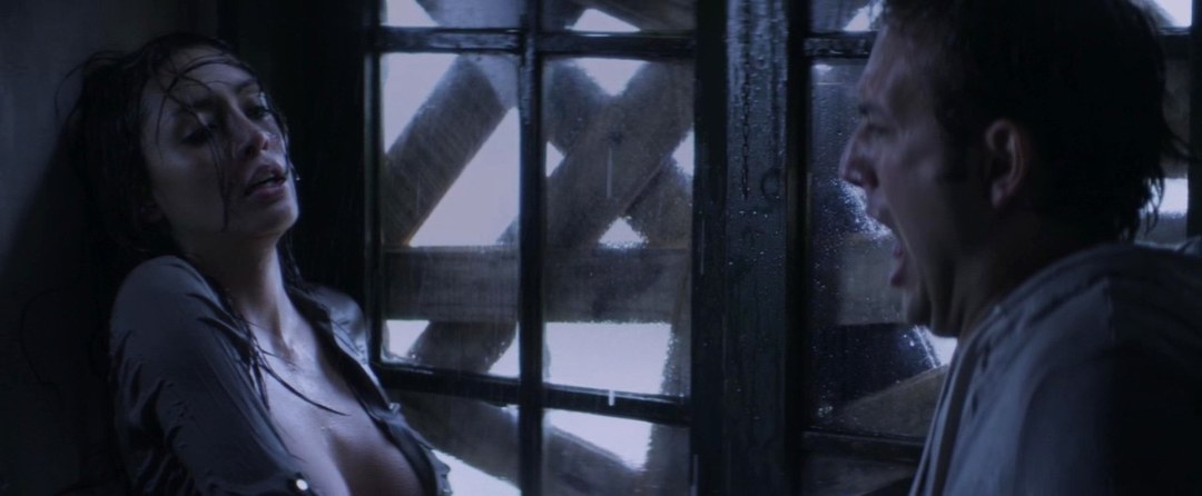 Carolina Hourra está caliente