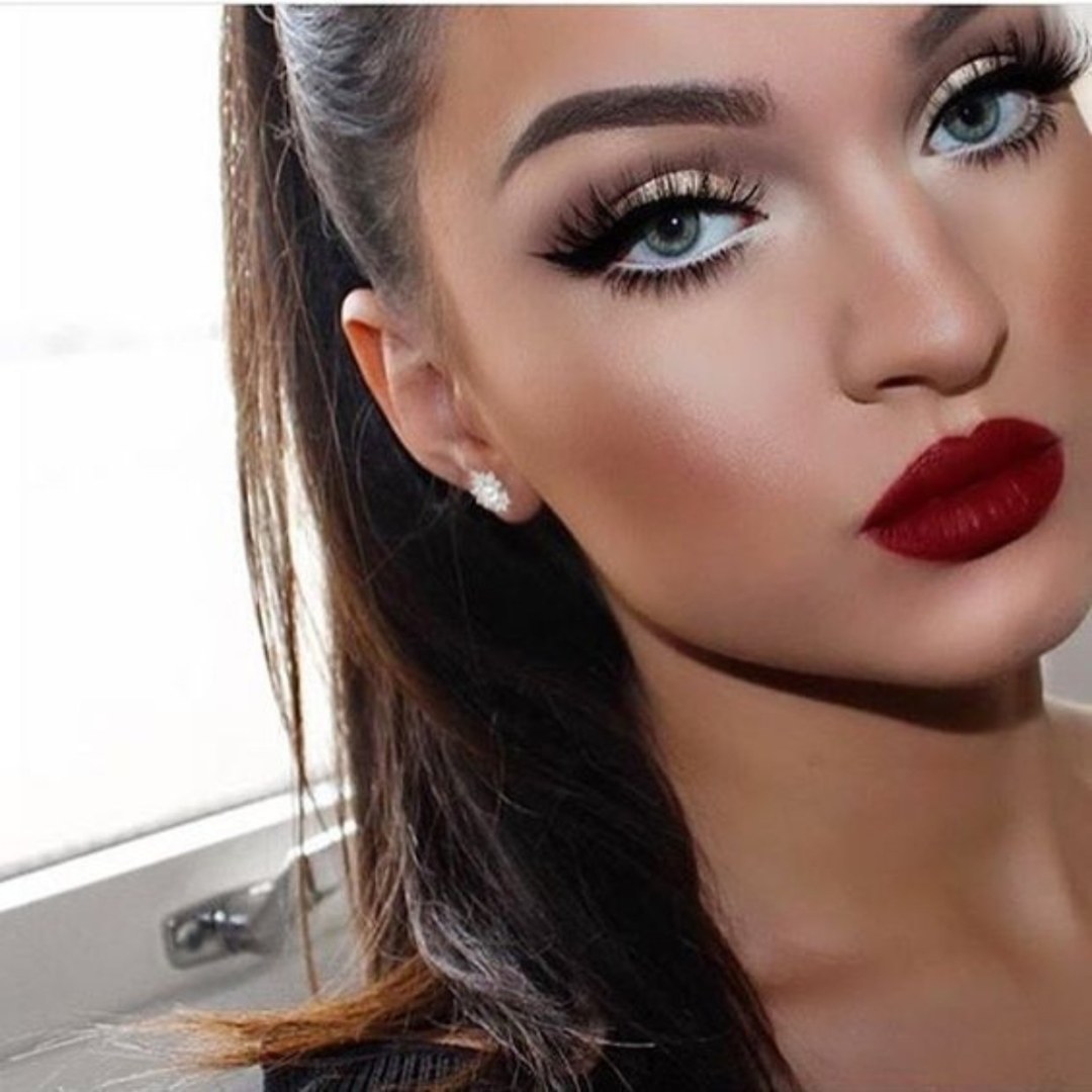 Maquillaje asiático de reencarnación