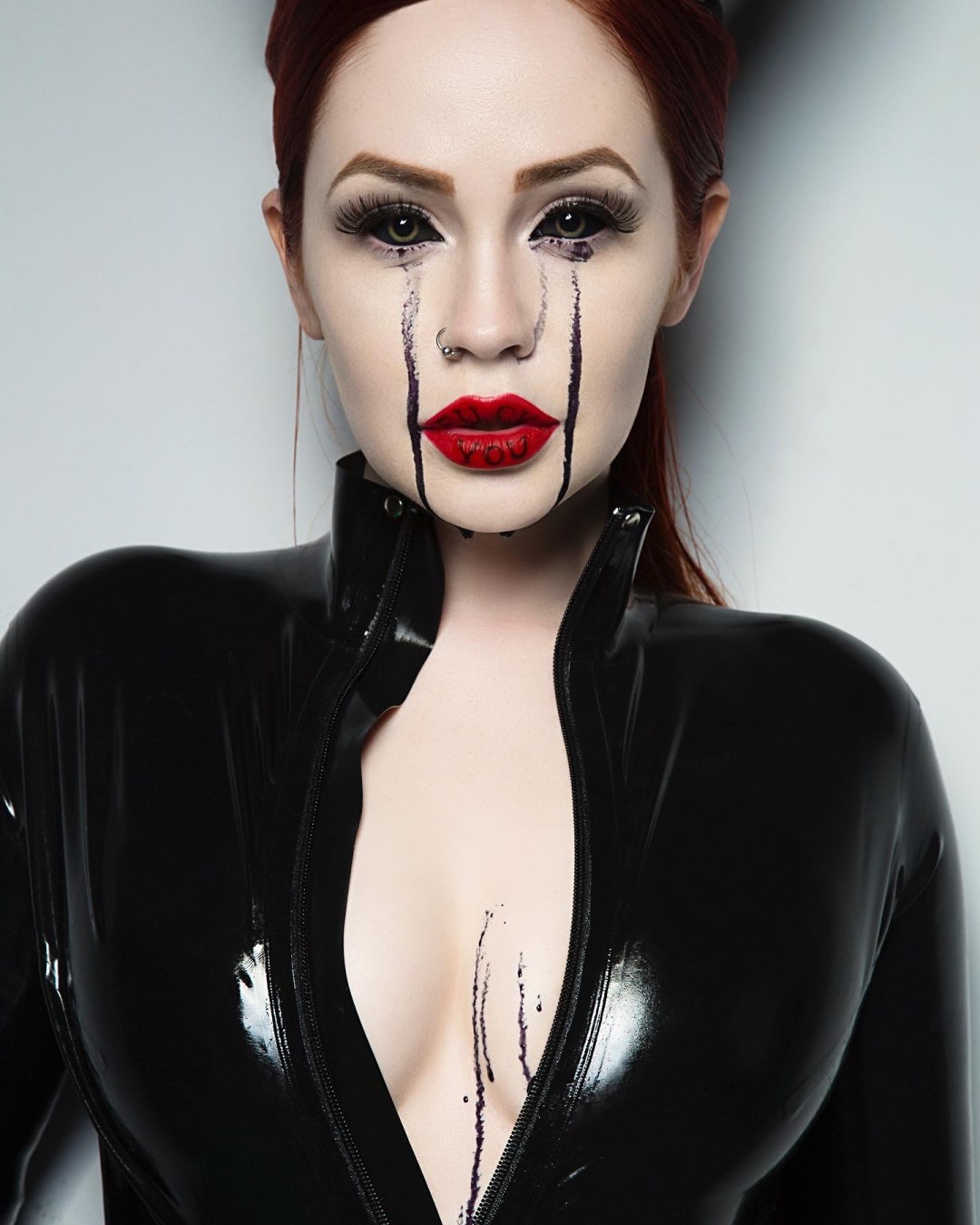 Margot Dirzh está caliente